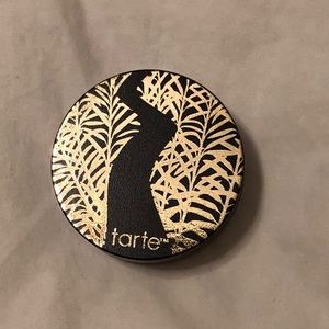 Tarte Amazonian Clay finishing powder
